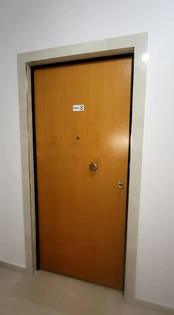 Bazar3 Mini Apartament Tirana